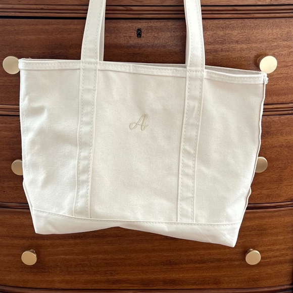 LLBean Boat and Tote M w/zipper “A” - Picture 3 of 6